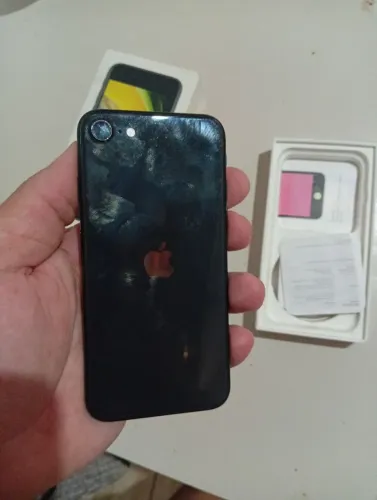 iPhone SE