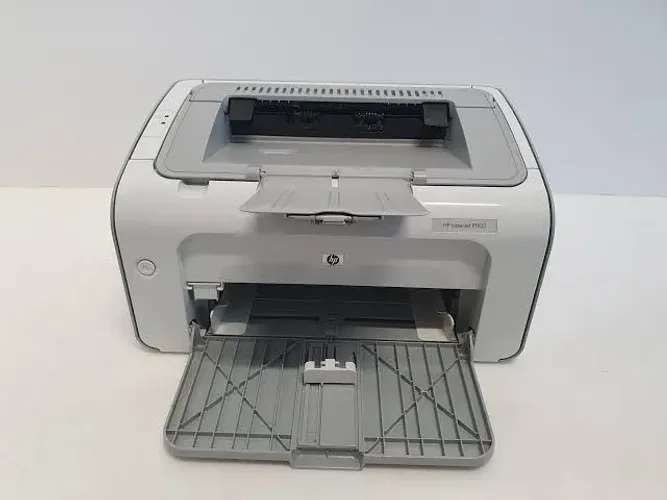 Impressora HP 1102 semi nova