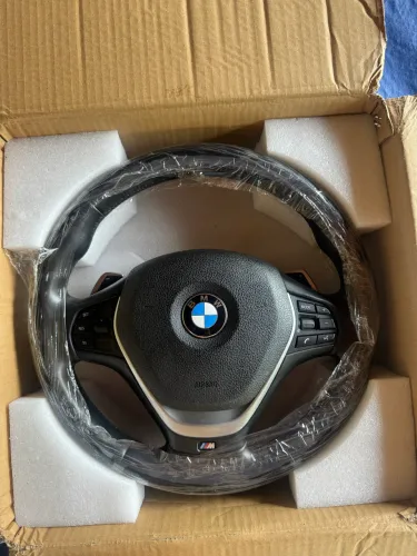 Volante BMW modelo M Sport