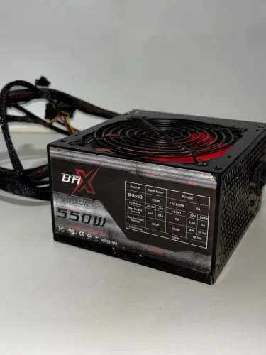 Fonte BRX B-S550 550W ATX para PC (queimada, só arrumar)