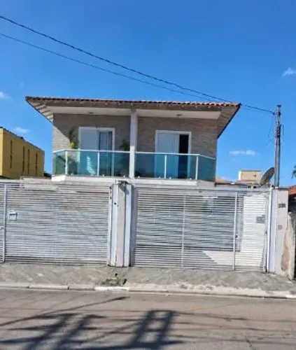 Sobrado com 3 Suítes | Garagem para 4 Carros | Suíte Master com Sacada e Vista Panorâmica