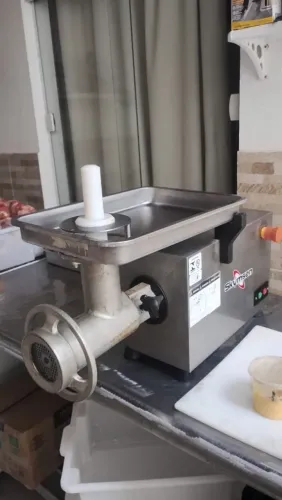 Máquina para moer carnes