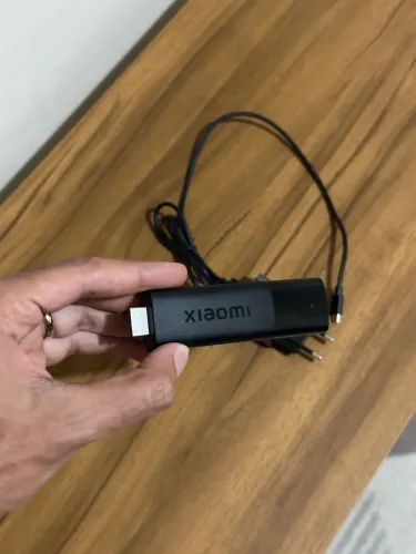Mi Tv Stick Xiaomi 4k Controle De Voz Full Hd 2a Geração Cor Cor Preto