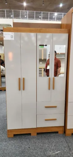 Guarda roupa solteiro