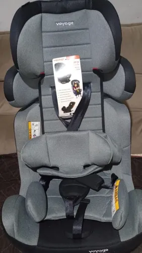 Caderinha de carro pra criança