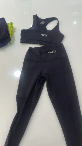 Conjunto Muse - top M e calca P