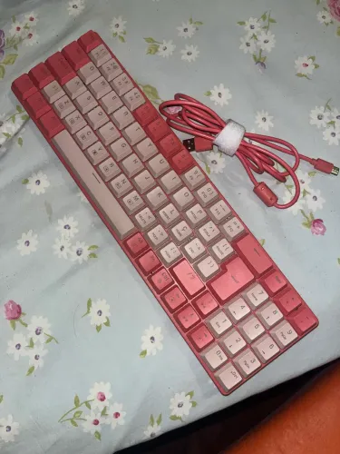 Teclado gamer reddragon USB WIFI