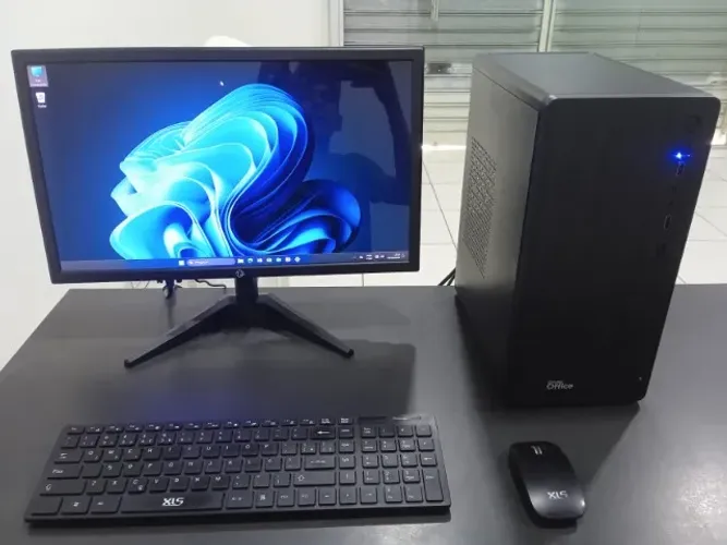Computador Completo Novo na Caixa!