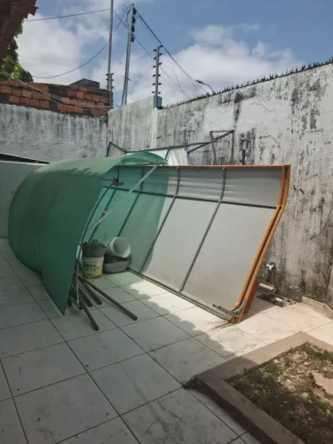 Armação de ferro galvanizado em geral