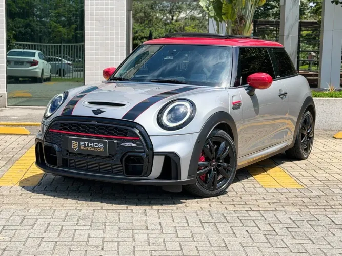 Mini Cooper 2.0 16V Twinpower Gasolina John Works 2P Steptronic 2024