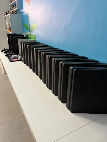 Ps4 a partir de R$1250,00 Marilia SP posso enviar via OLX