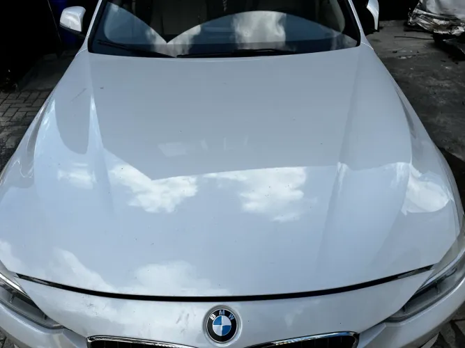Capo bmw 320i 2015 original 