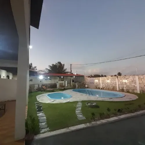 Carnaval com sua família nesta bela casa primeiro andar na Redinha Nova.