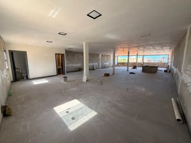 Espaço com 160 m2 em jardim armação