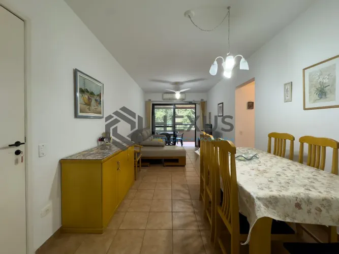 Apartamento com varanda e lazer na quadra mar da Praia das Pitangueiras, Guaruja - Hexus