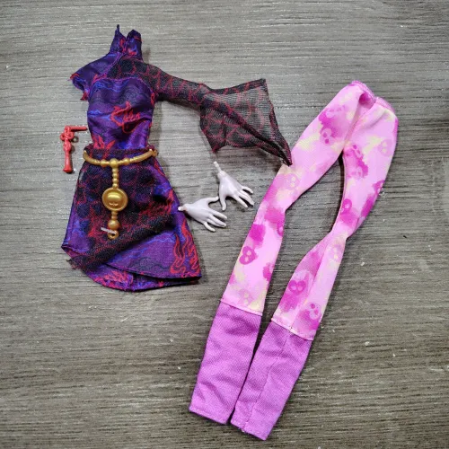 Lote acessórios - Monster high G1 (jinafire long / Enid Sinclair)