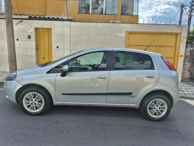 Fiat Punto ELX 1.4 Fire Flex 8V 5P 2010