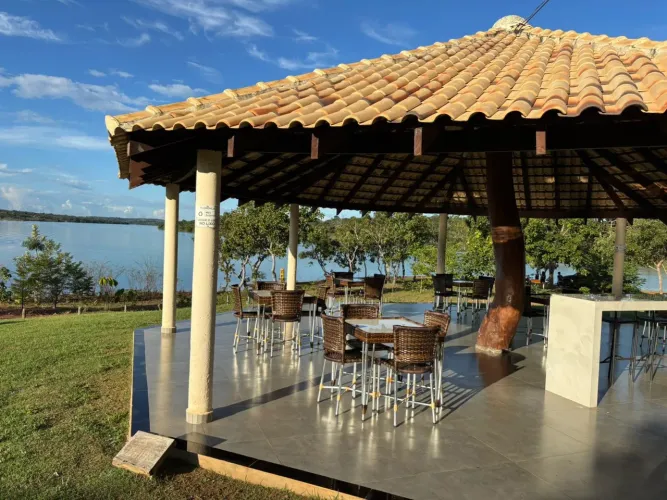 Lote no manso  parcelado - de frente para o lago 