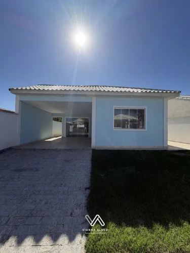 Casa com 3 dormitórios à venda, 112,8m² por R$ 600.000 - Cajueiros (Itaipuaçu) -