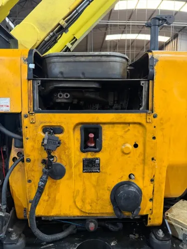MOTOR DEUTZ 3 CILINDROS - À VENDA