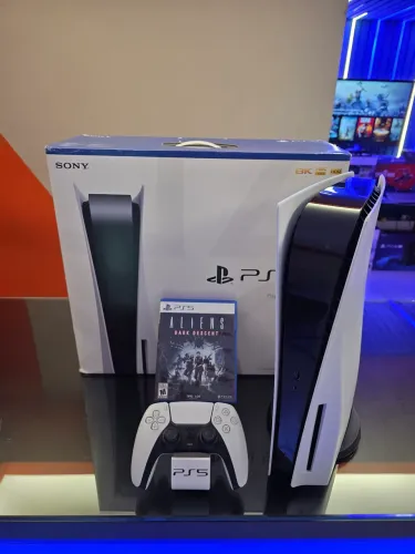 PS5 c/ Leitor + Garantia + Jogo de brinde. Temos Loja Física!