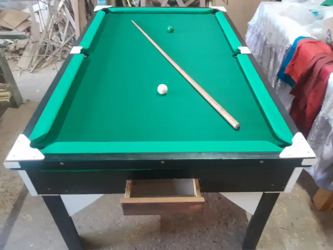 Mesa de bilhar adulto