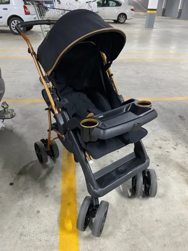 Carrinho de bebê bolt tutti baby
