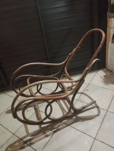 Cadeira de balanço girolanda década de 1960