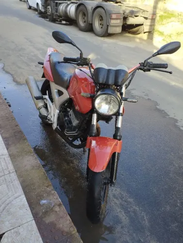 CBX Twister 250 troco ou vendo
