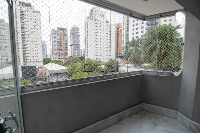 Aluguel Apartamento 3 Dormitórios - 128 m² Perdizes