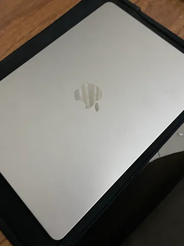 MacBook Air M2