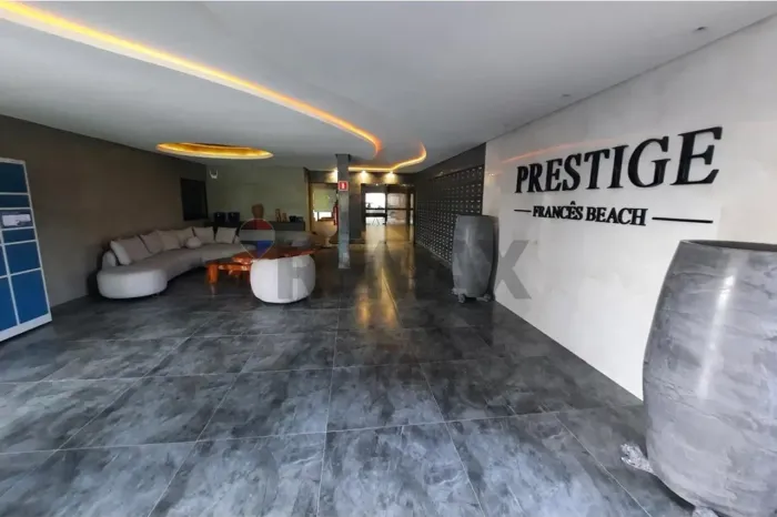 Apartamento Quarto e Sala com Rooftop Completo na Praia do Francês | Ideal para Investir e