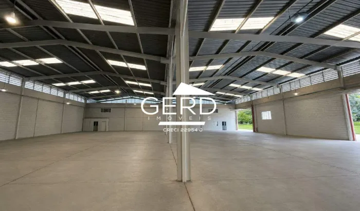 Galpão para Locação na Granja Viana | 2.760 m² Construídos e 6.750m² Area Total