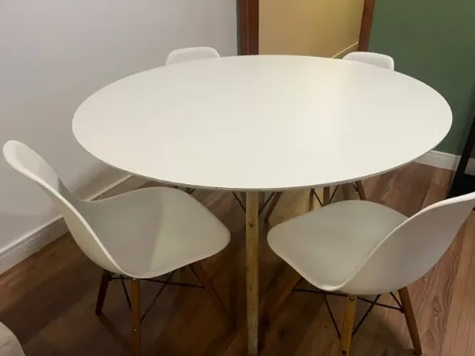 MESA REDONDA POR 500,00