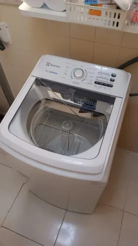 Máquina Lava Roupas Electrolux Essencial Care 14kg nova 127v