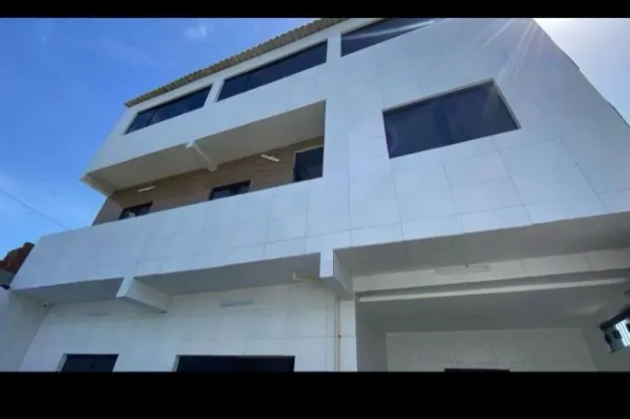 Casa com piscina  por temporada em ENSEADAS DOS CORAIS 