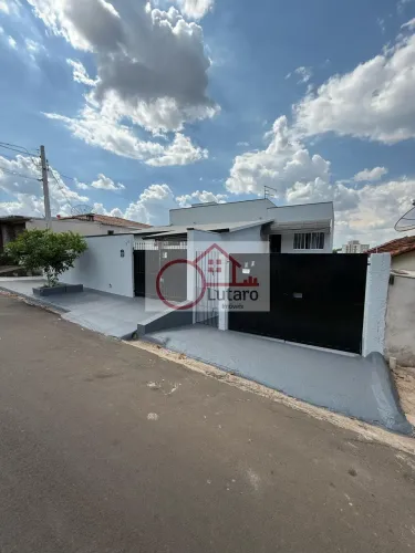 Casa em Jácomo Mancini (cardeal) - Elias Fausto, SP
