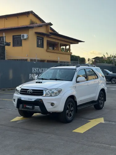 Toyota Hilux SW4 SRV D4-d 4X4 3.0 TDI Dies. AUT 2011