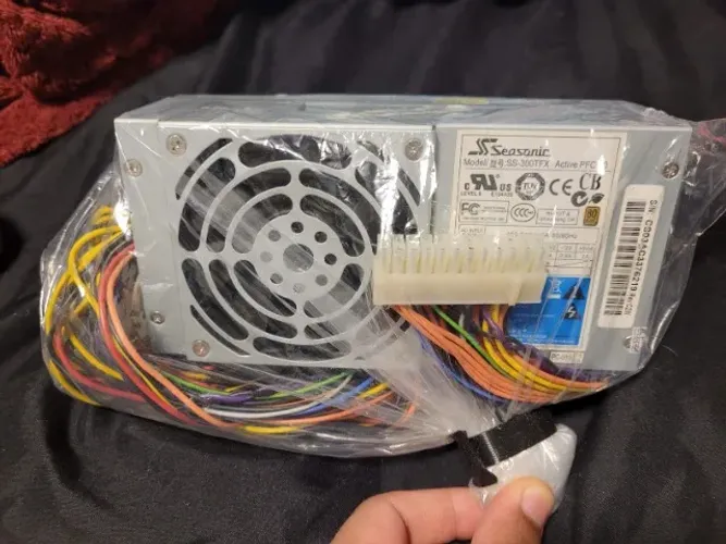 Fonte Seasonic SS 300W TFX