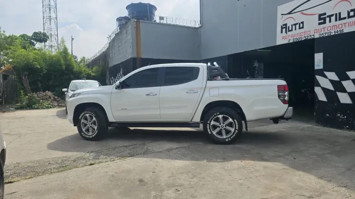 Mitsubishi L200 Triton Sport HPE 2.4 CD Diesel Aut. 2022