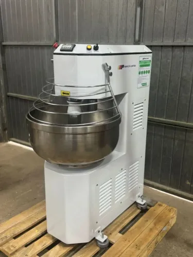 Masseira espiral Perfecta 40kg amassadeira industrial.
