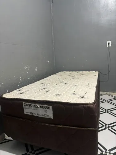 Cama box