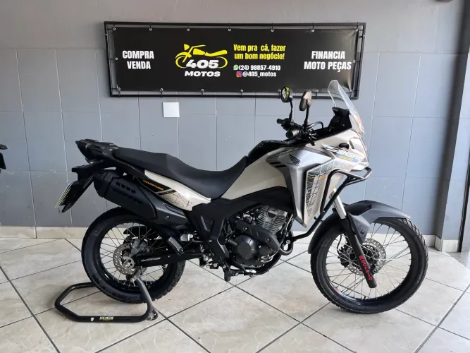 Sahara 300 adventure 