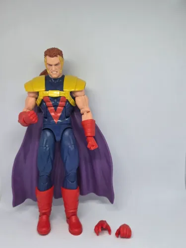 MARVEL LEGENDS FABIAN CORTEZ
