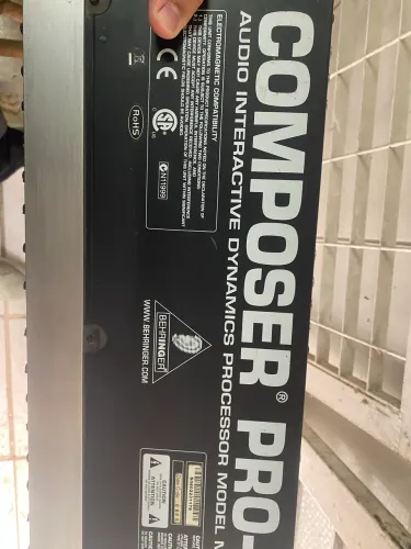 Compressor Behringer Mdx2600