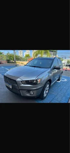 Mitsubishi Outlander 2.0 16V 160cv Aut. 2013