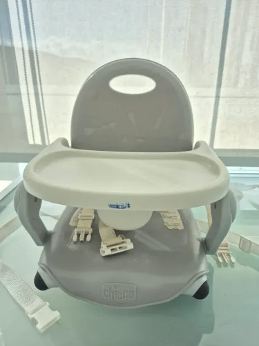 Cadeirinha alimentação chicco