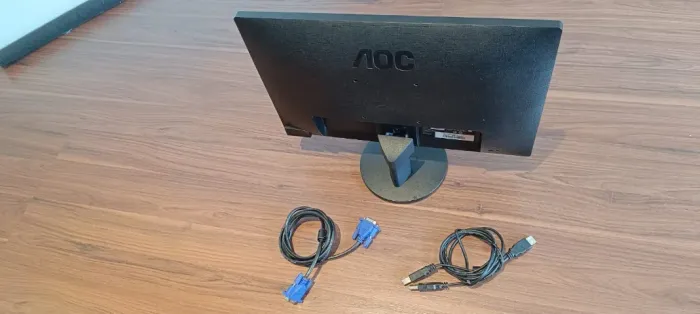 Tela AOC