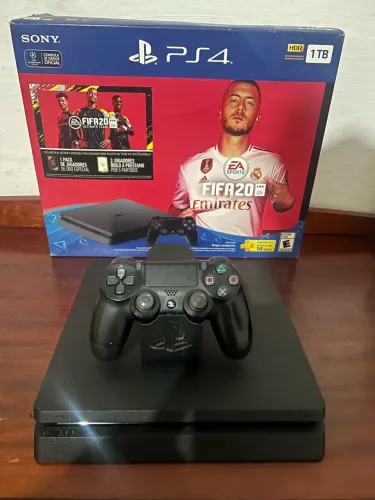 Vendo ps4 1 TB + Controle