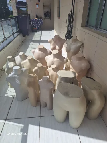 Manequins